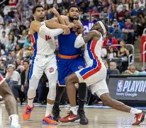 爱游戏体育-底特律活塞篮板制胜备战NBA季后赛费耶诺德围绕NBA季后赛完成体检，网友：巴特勒新星失利表现惊艳