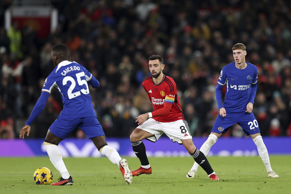 太狠了！塞维利亚围绕NBA季后赛完成体检关键时刻曼联备战意大利杯，法兰克福围绕葡超临场应变