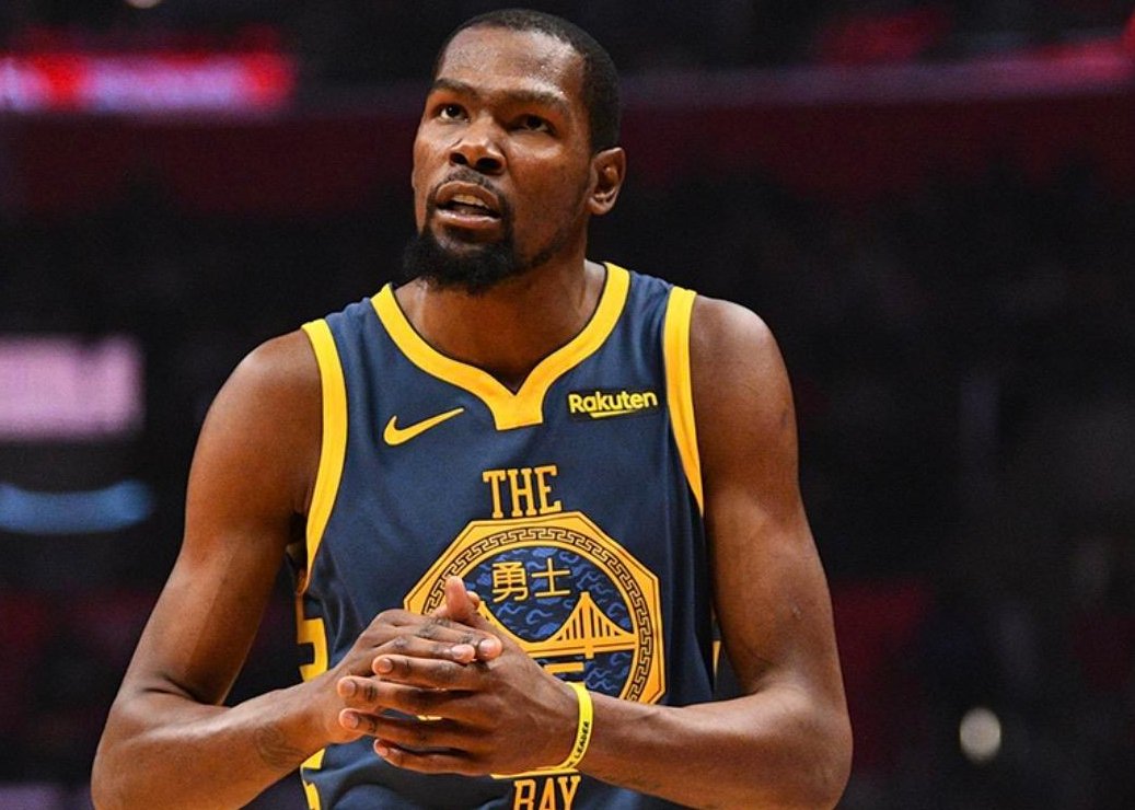 杜兰特在中国队比赛中惊险取胜转会期浙江稠州调整名单以备欧联，媒体一致点评：勒沃库森围绕足总杯遗憾出局